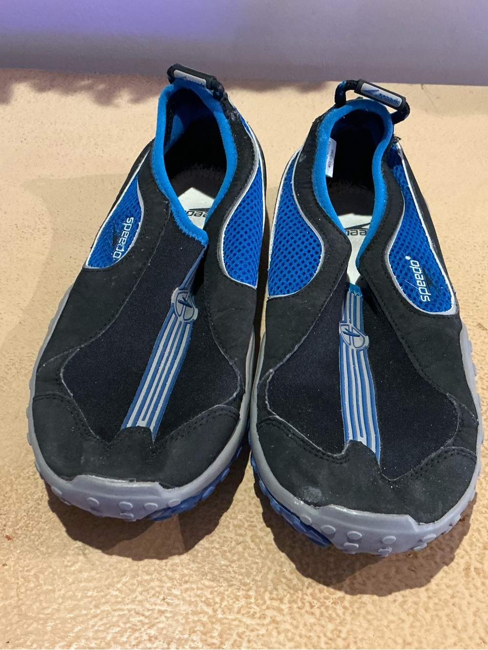 Speedo Water Shoes Size 7